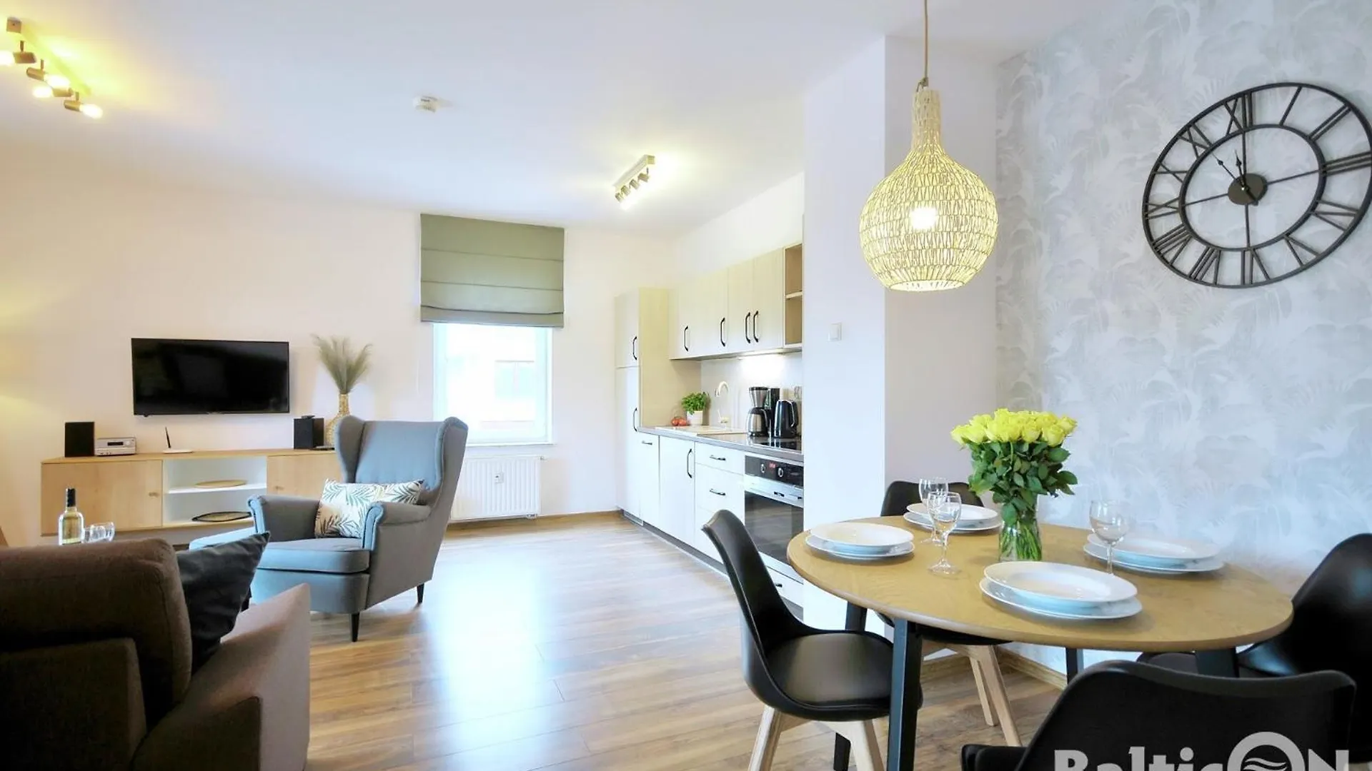 Apartamenty Balticon Polanki - Sauna, Fitness Inclusive - Basen Latem, Pool Im Sommer Kołobrzeg 0*,  Polska